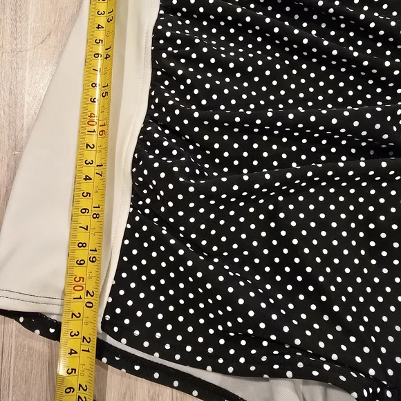 Sheridyn Swim Women's Marilyn Boyleg One Piece Swimsuit US Size 12 Black/White. - Picture 10 of 12